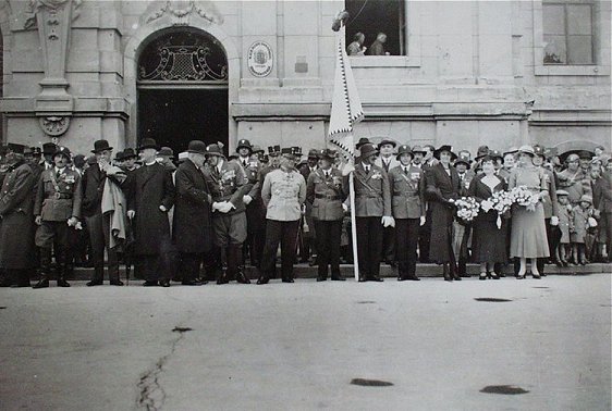 A Városháza kapuja